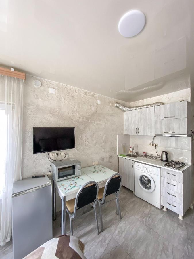 Apartment Studio Maksim Batumi Exterior foto